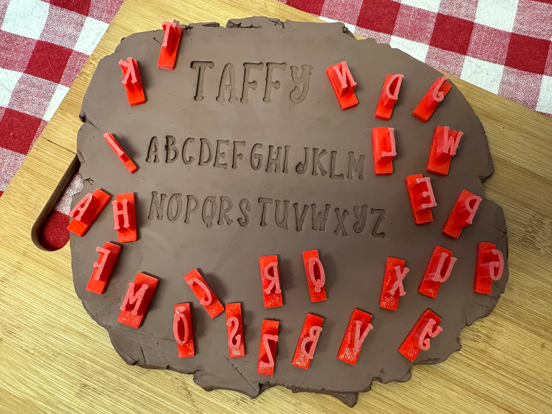 Taffy Font Stamp Set (alphabet and numbers)